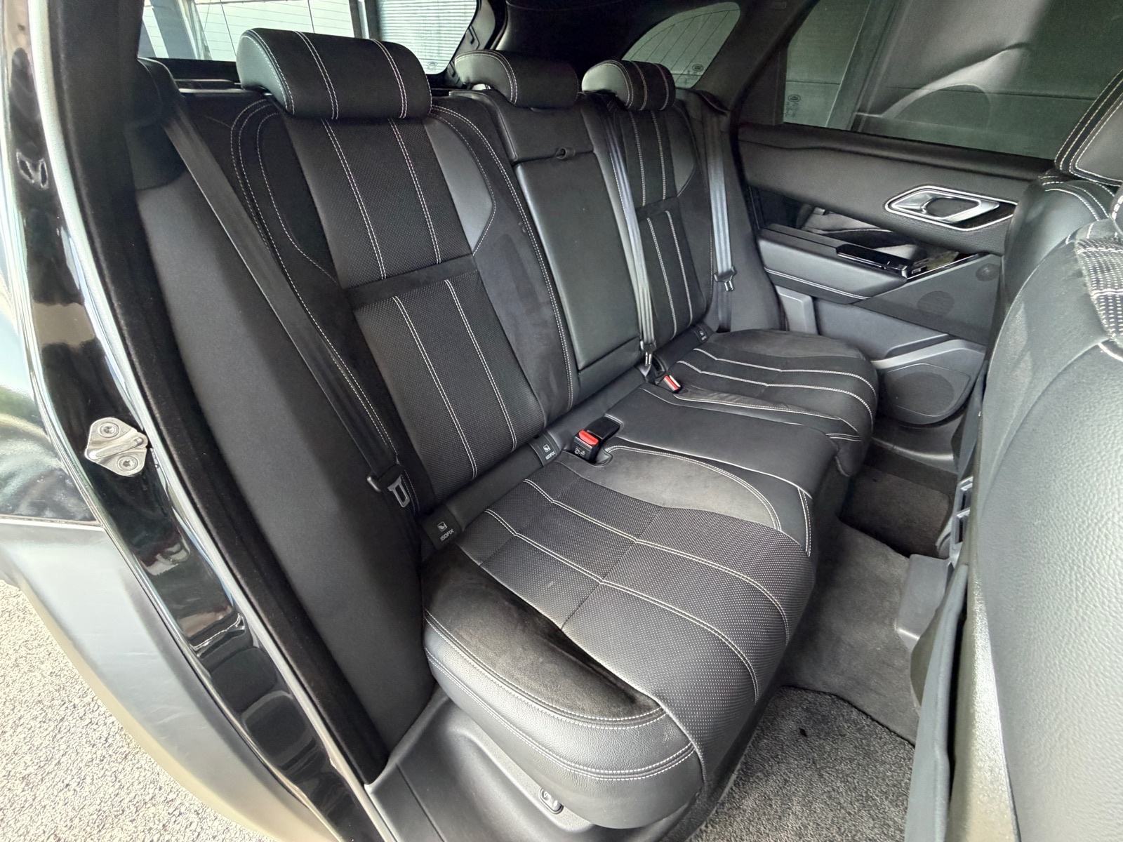 Land Rover RR Velar 4WD "R-Dynamic" PANORAMA,KAMERA,REG. DO 07/2027!, fotografija 7