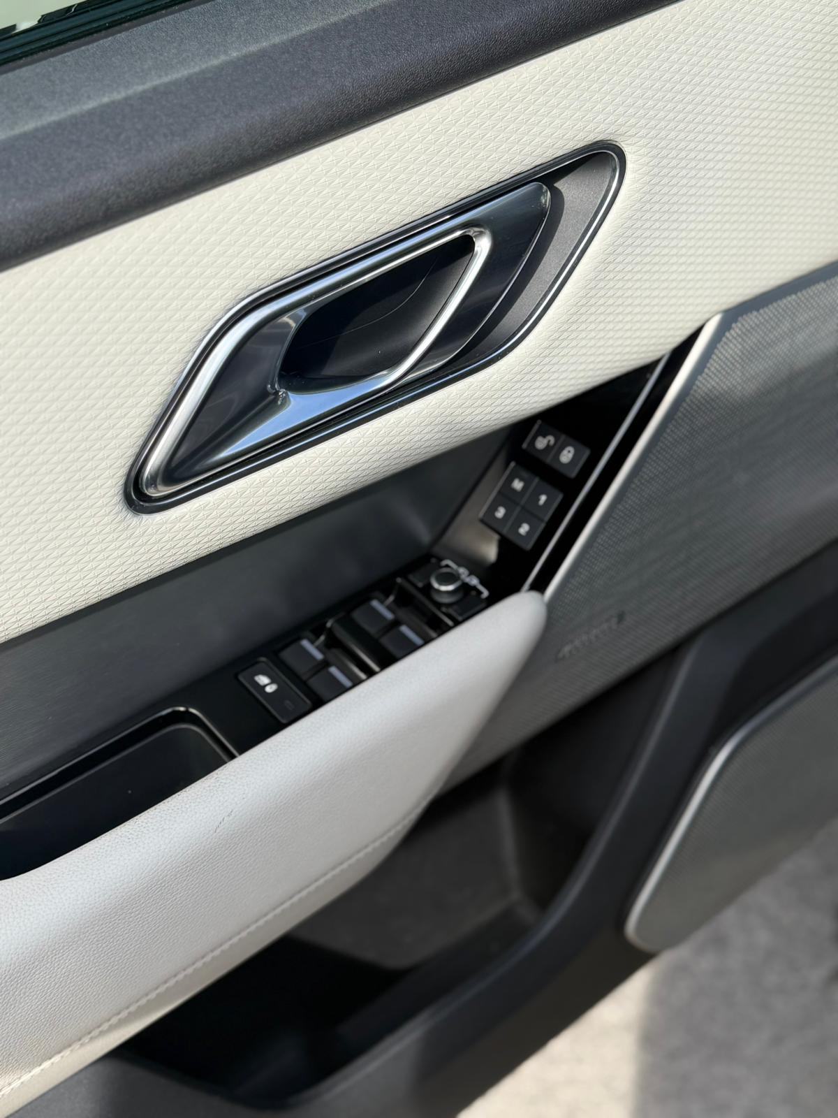 Land Rover Range Rover Velar D300 R-Dynamic, fotografija 13