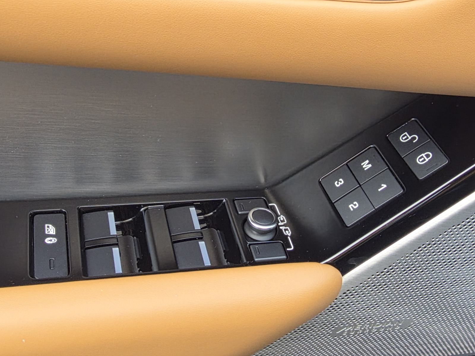 Land Rover Range Rover Velar P-300 HSE R-DYNAMIC automatik, fotografija 15