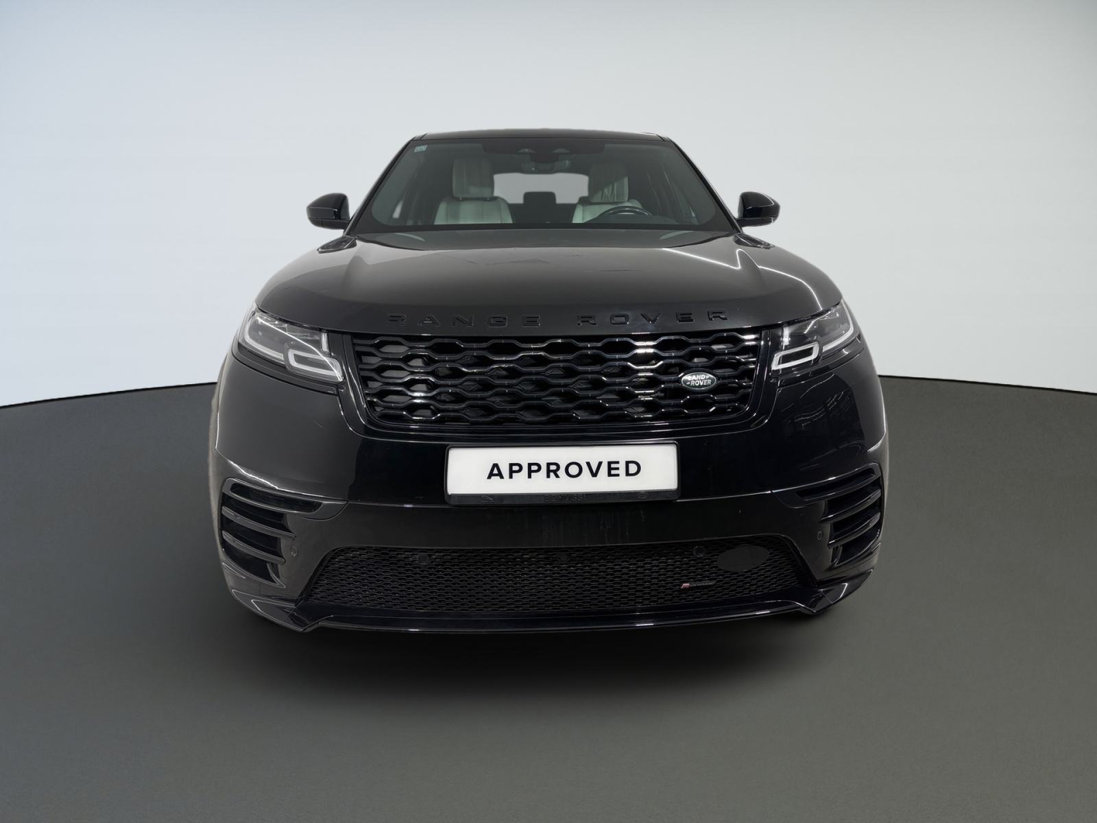 Land Rover Range Rover Velar R-DYN SE 3.0 300 4WD A8 MHEV, fotografija 3
