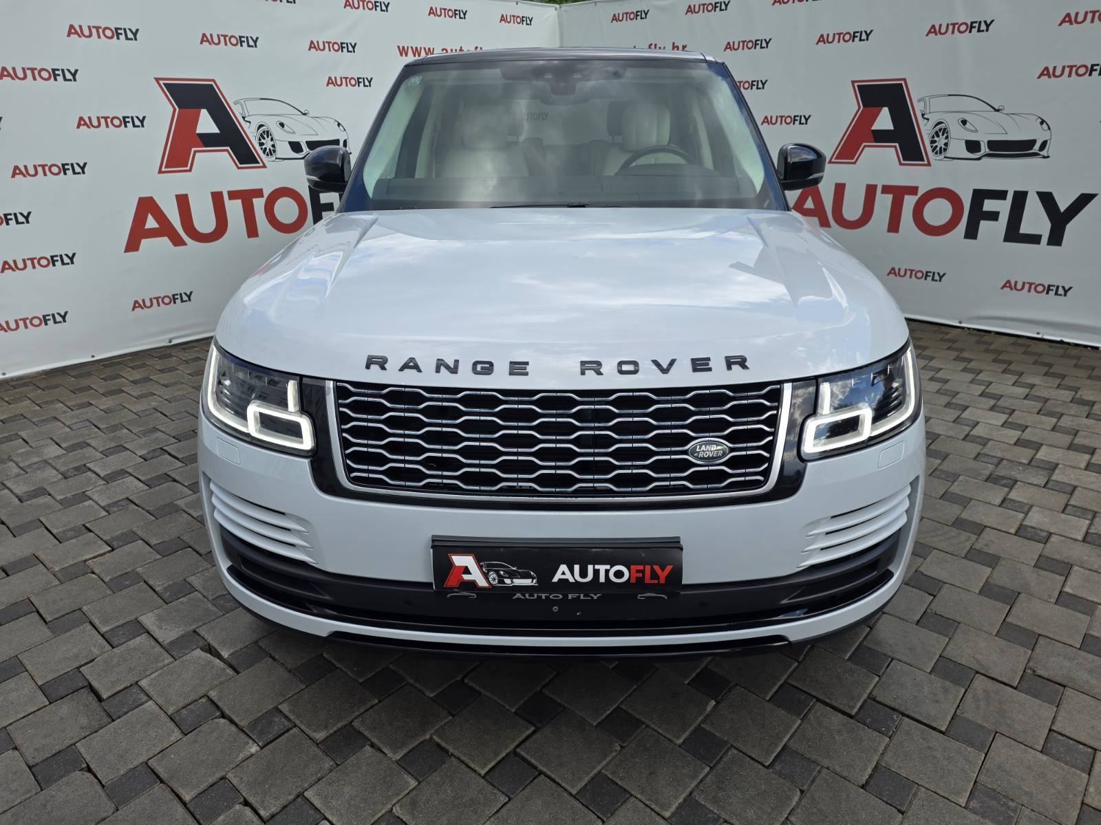 Land Rover Range Rover Vogue SdV6 3.0 Facelift, Meridian, Pano, Kuka, fotografija 2