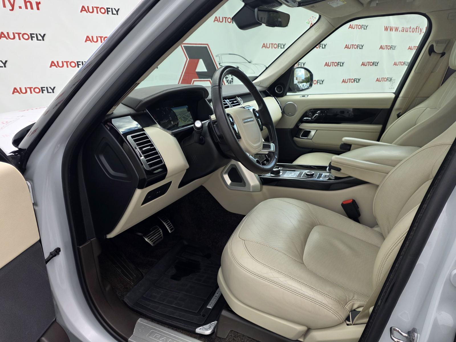 Land Rover Range Rover Vogue SdV6 3.0 Facelift, Meridian, Pano, Kuka, fotografija 16