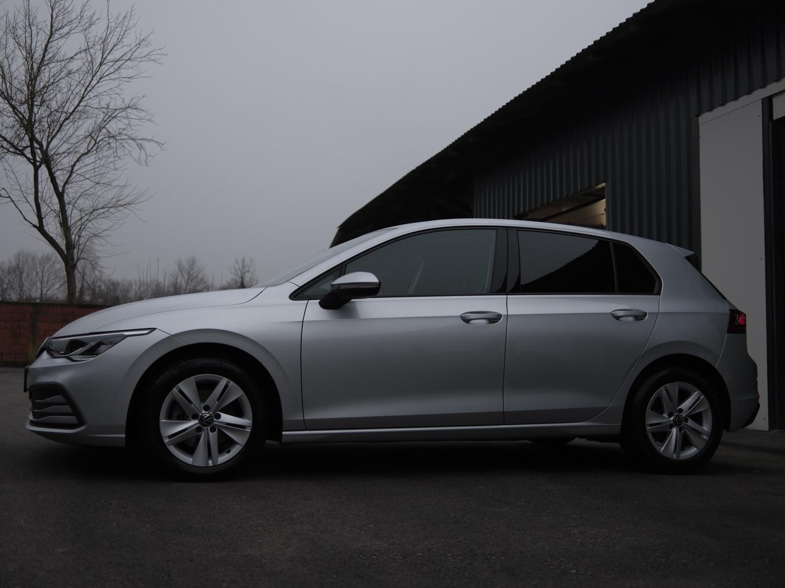 Leasing bez učešća VW Golf 8 2,0 TDI LIFE Virtual,ambijent light.., fotografija 1