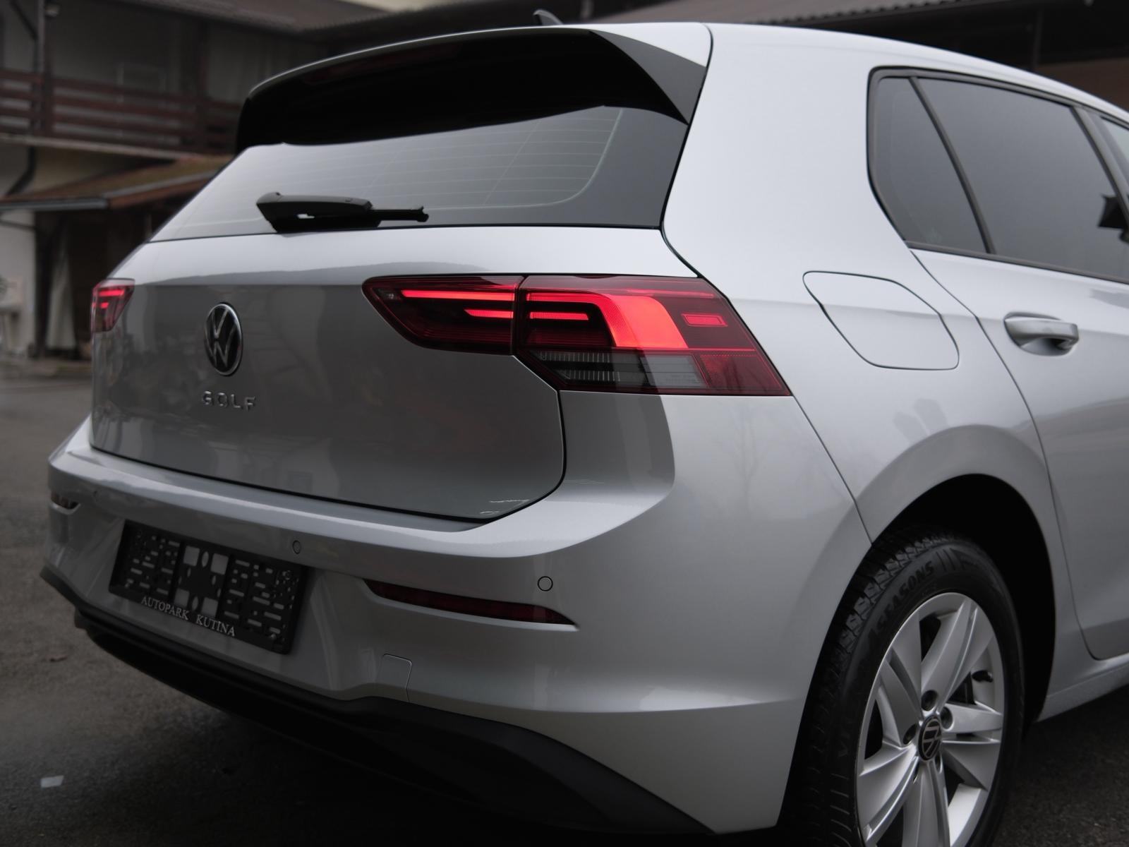 Leasing bez učešća VW Golf 8 2,0 TDI LIFE Virtual,ambijent light.., fotografija 5