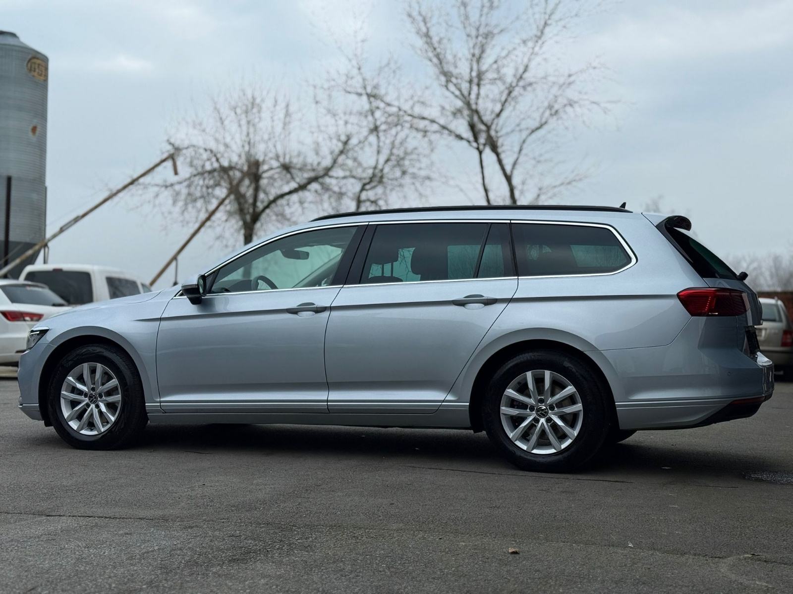 Leasing bez učešća VW Passat Variant 2,0 TDI aut. matrix svijetla,kuka, fotografija 8