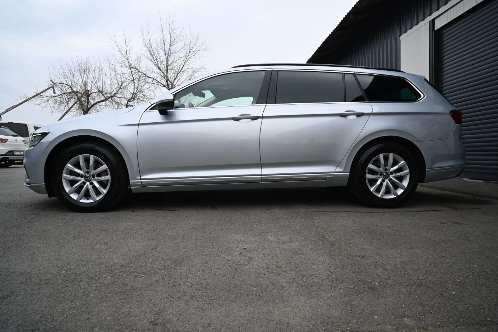 Leasing bez učešća VW Passat Variant 2,0 TDI aut. matrix svijetla,kuka, fotografija 11