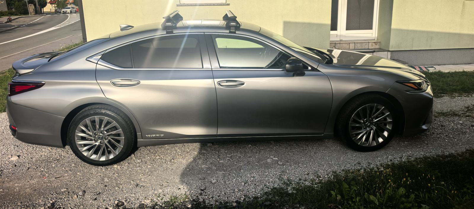 Lexus ES executive kupljen u HR, pogled izvana - slika 5