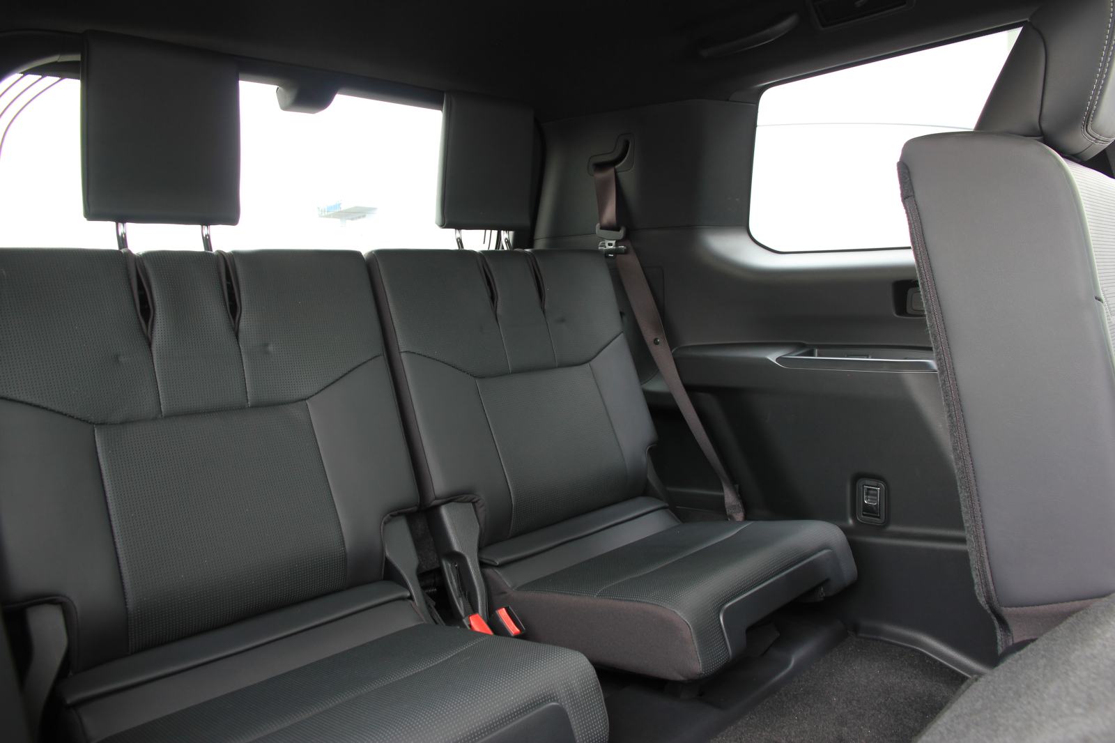 LEXUS GX 550 LUXURY, fotografija 12