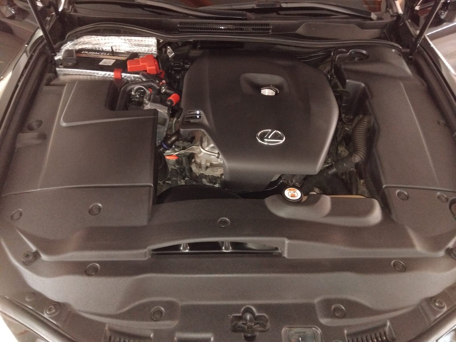 Lexus IS 220d, fotografija 3