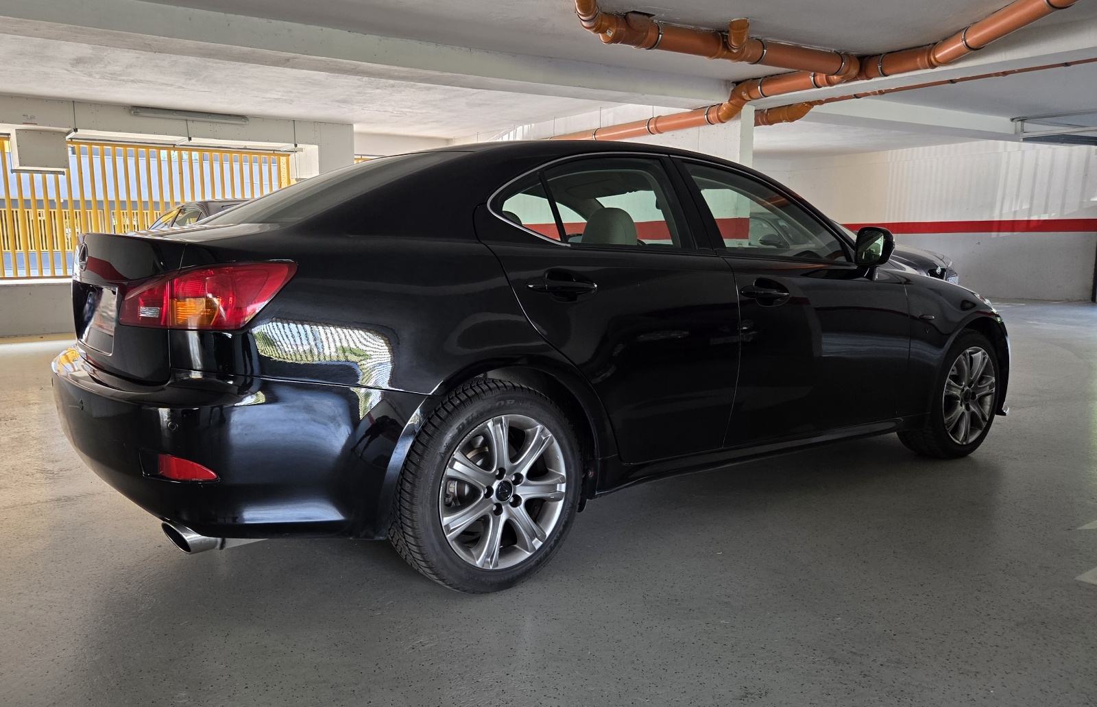 Lexus IS 220d, fotografija 4