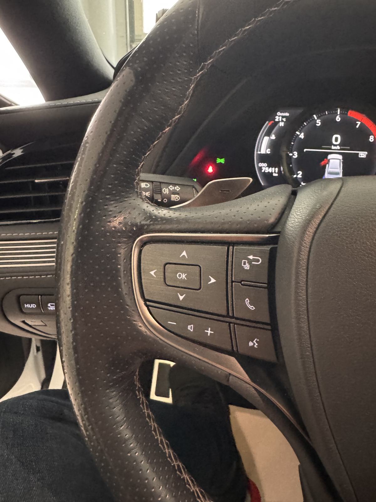 LEXUS LS 500 F SPORT, TOP MODEL, JEDINSTVEN U RH, SAMO 75.411 KM !!!, fotografija 13