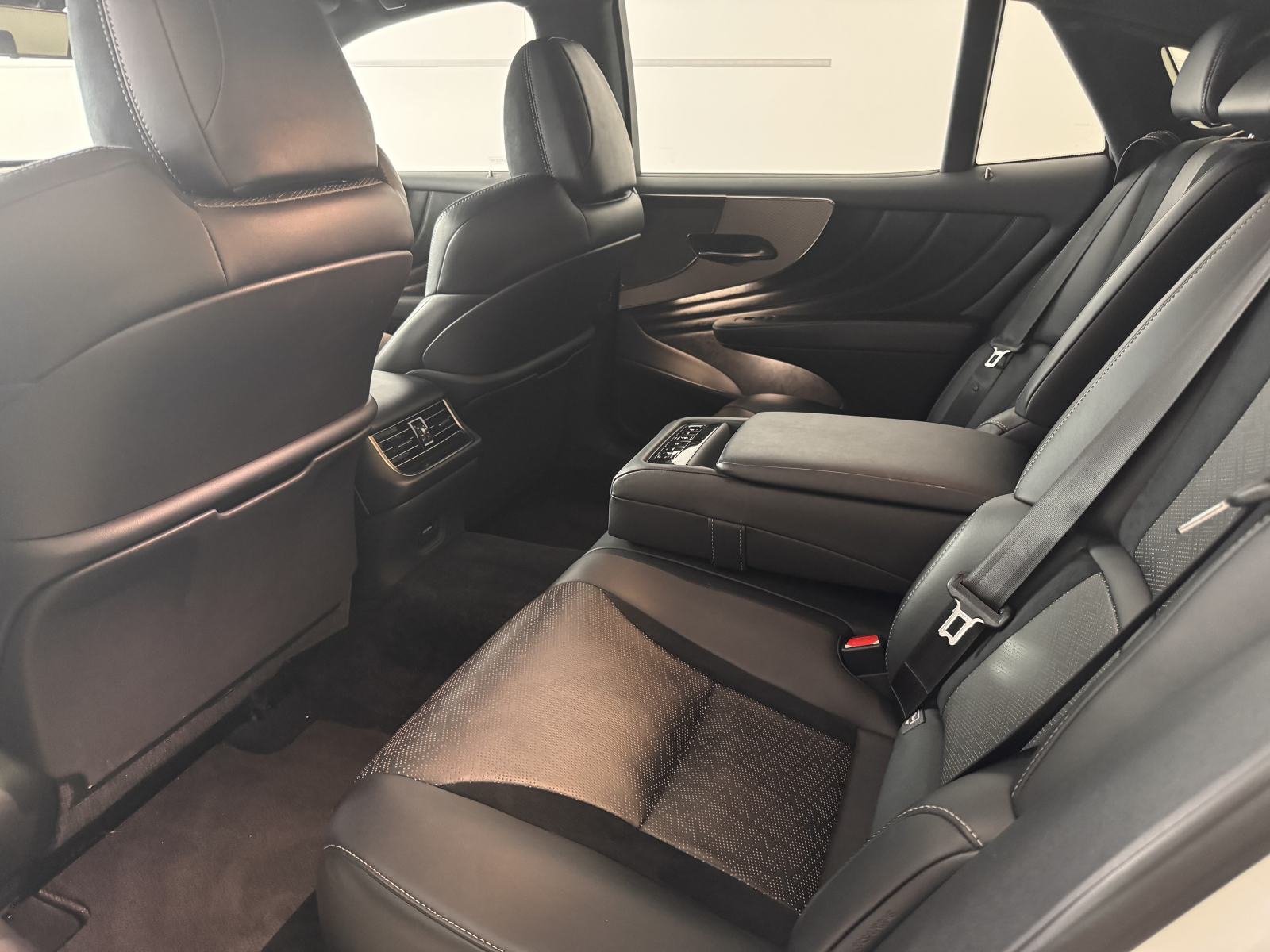 LEXUS LS 500 F SPORT, TOP MODEL, JEDINSTVEN U RH, SAMO 75.411 KM !!!, fotografija 10