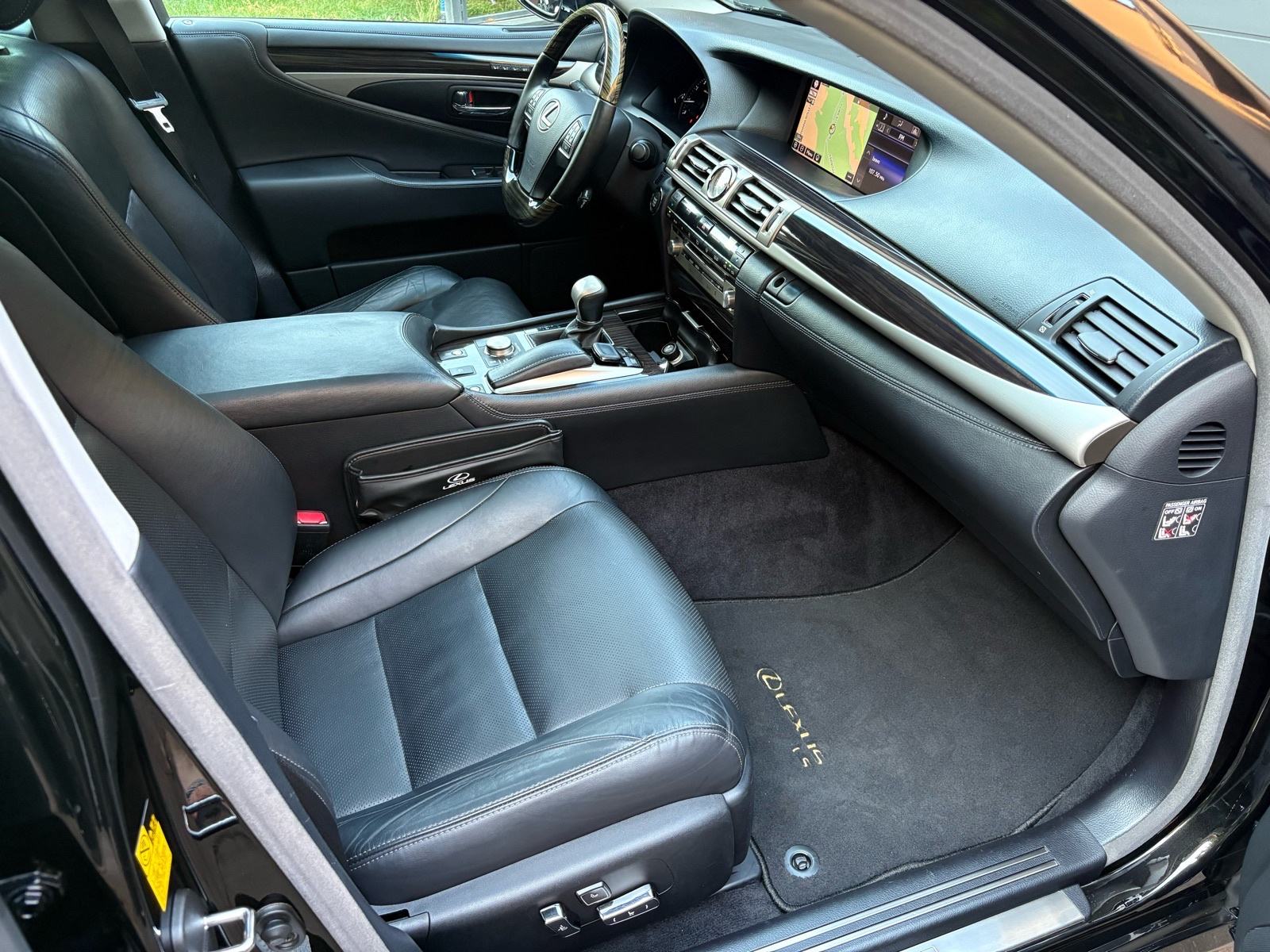Lexus LS LS 460 AWD Prvi vl. Servisna povijest Full Top stanje, fotografija 17