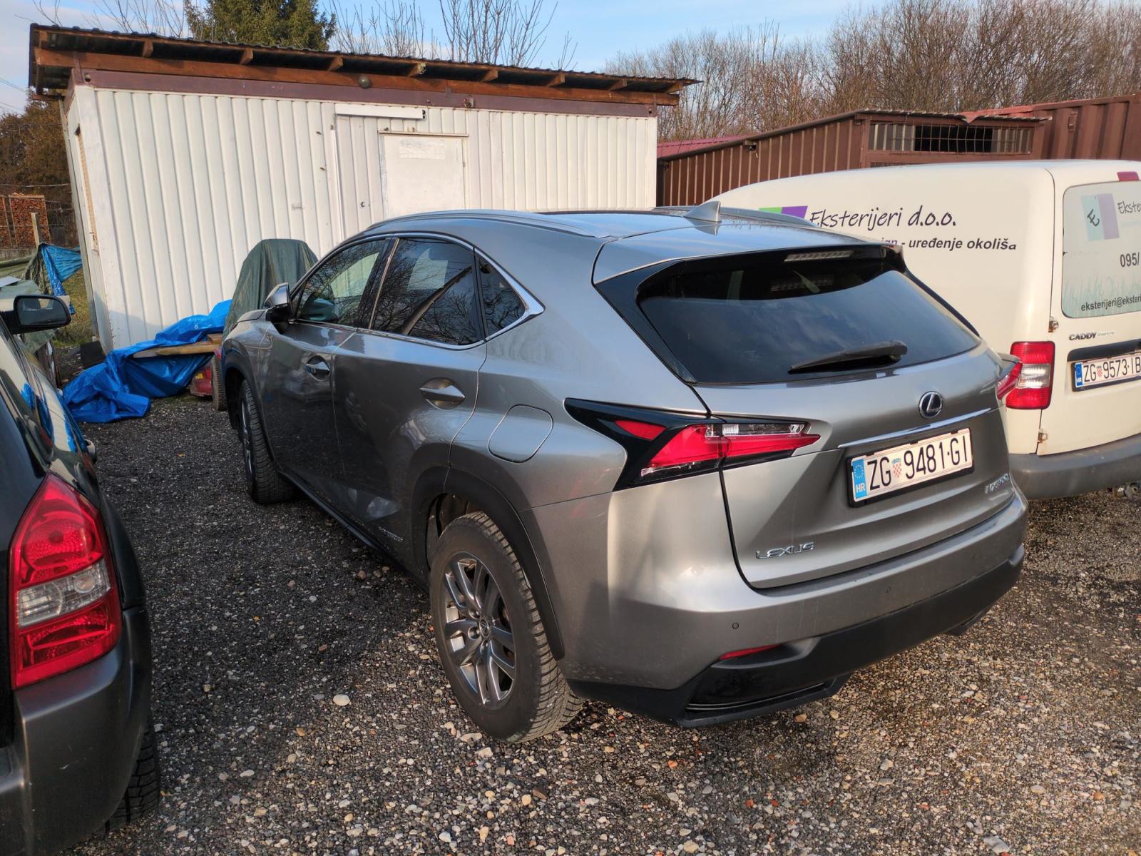 Lexus NX 300h, Hybrid e-Four e-CVT, Executive, reg. do 07/2027, fotografija 3