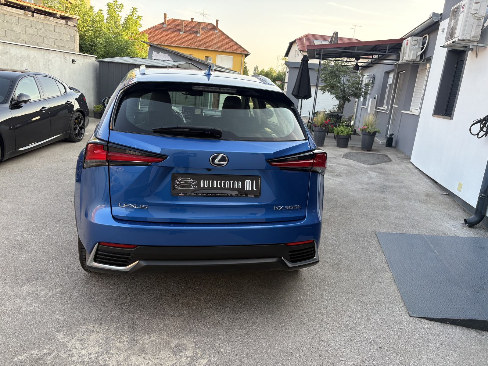 Lexus NX 300h u sustavu PDV-a, fotografija 6