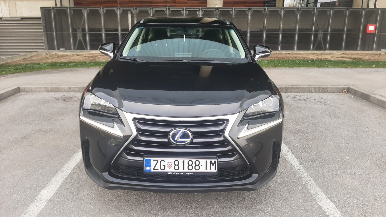 Lexus NX 300h top stanje, samo 98000km!!!, fotografija 5