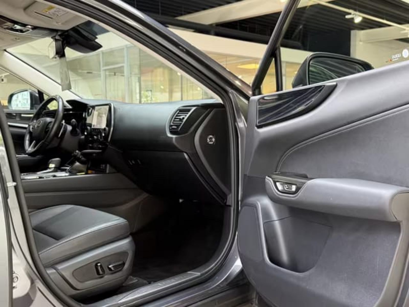 Lexus NX 350h Business Line *Koža*Kamera*ACC*, fotografija 13