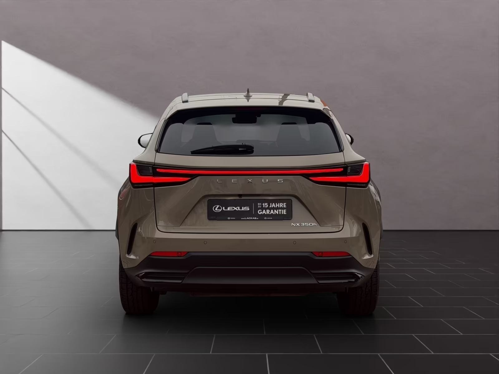 Lexus NX 350h E-Four Overtrail *PANORAMA*MARK LEVINSON*HUD ACC 360, fotografija 20
