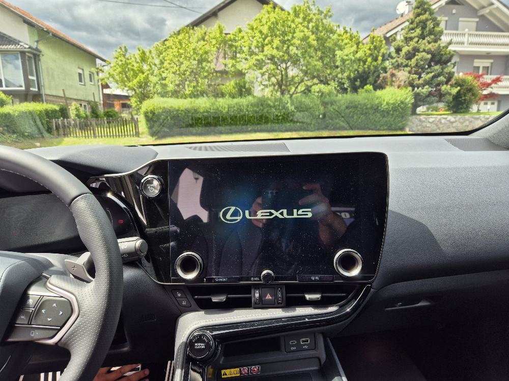 Lexus NX 350h F-Sport 4x4 - NOVO! HYBRID 190KS+54KS*, fotografija 11