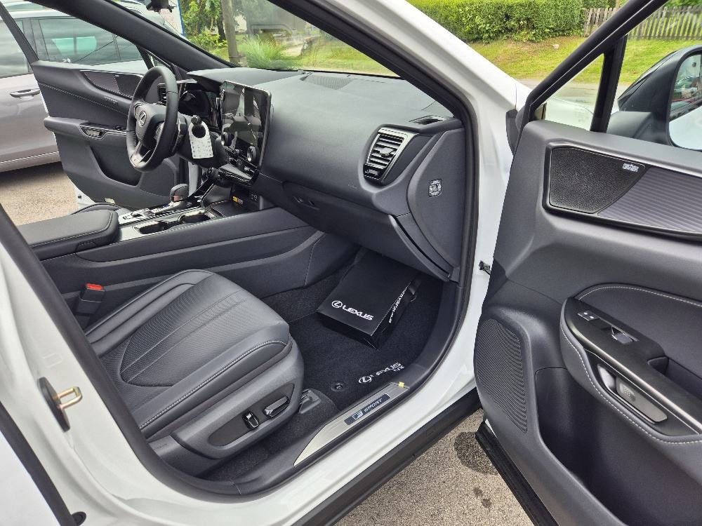 Lexus NX 350h F-Sport 4x4 - NOVO! HYBRID 190KS+54KS*, fotografija 15