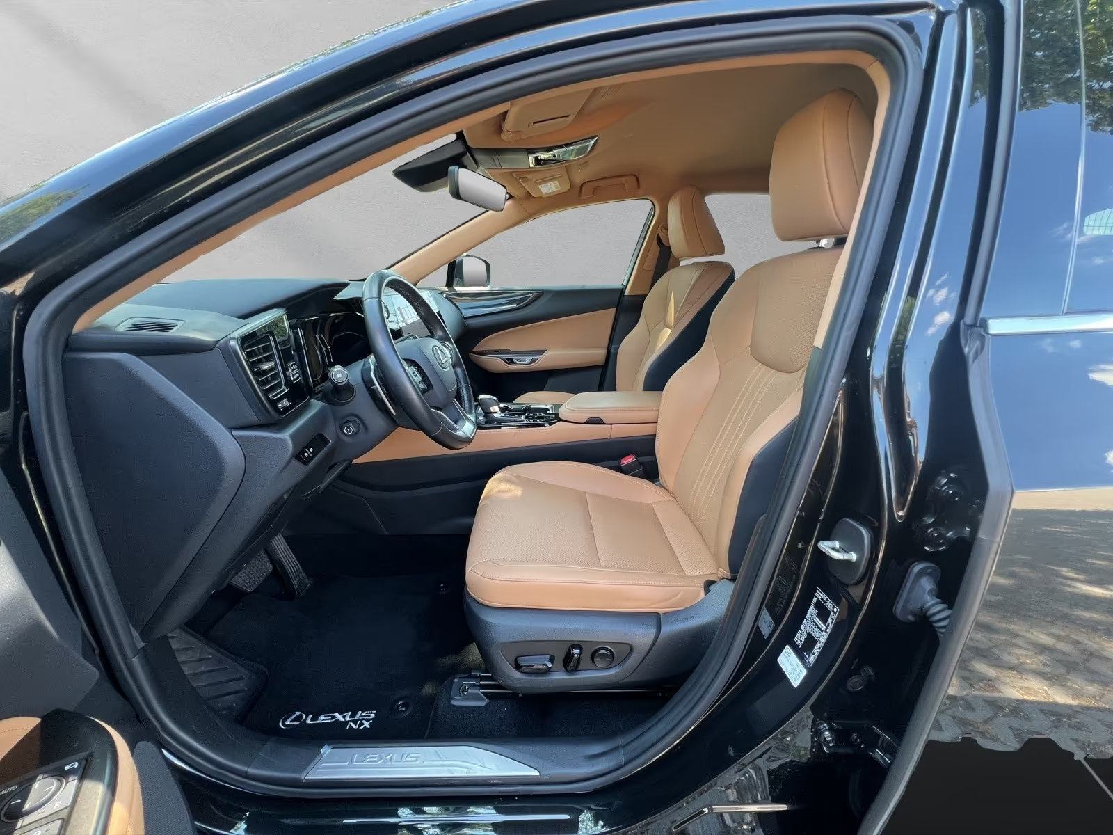 Lexus NX 450 automatik, fotografija 7