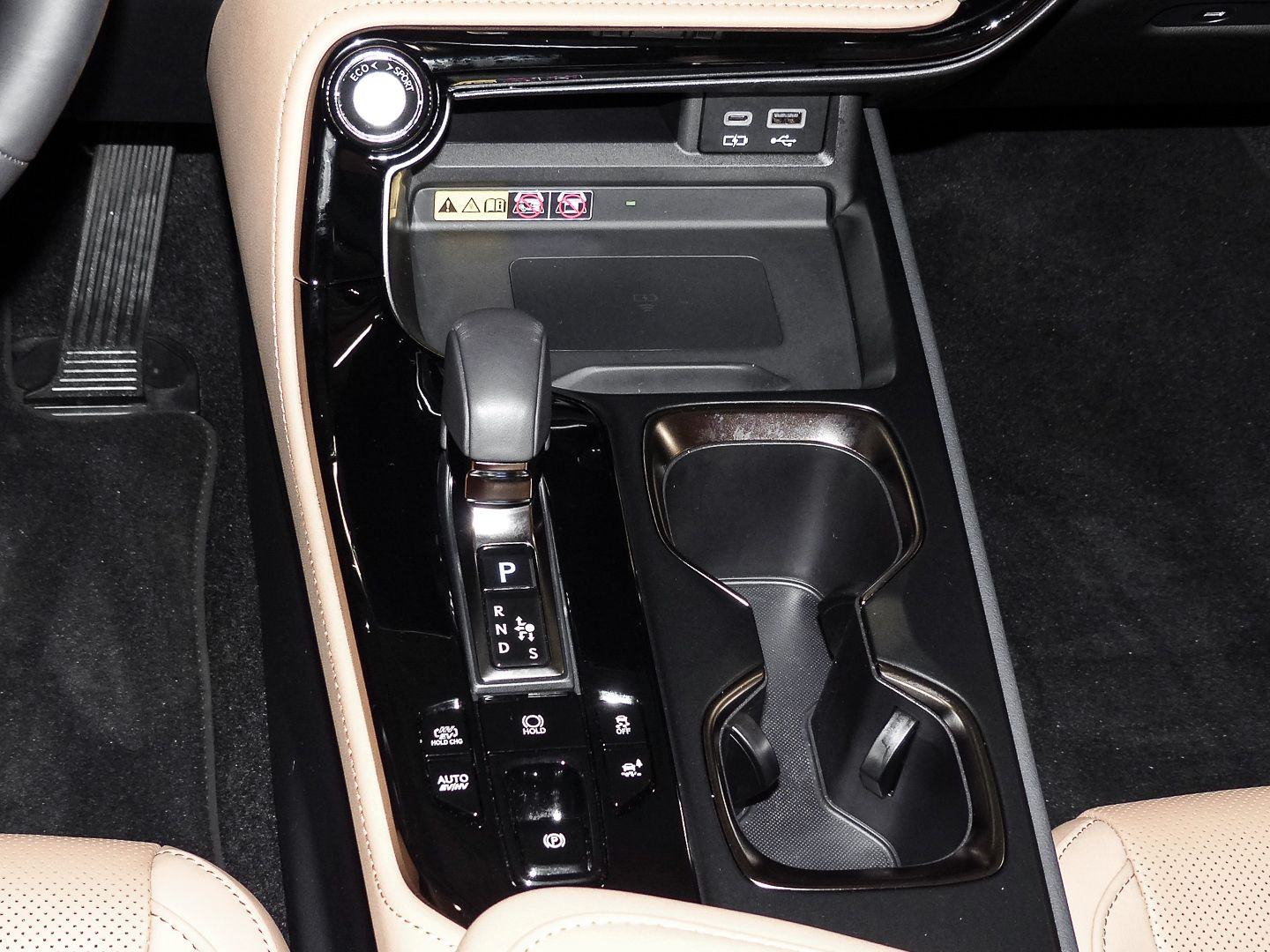 Lexus NX 450h+ E-FOUR 309KS Executive Line PHEV ACC 360 WLTP65KM, fotografija 12