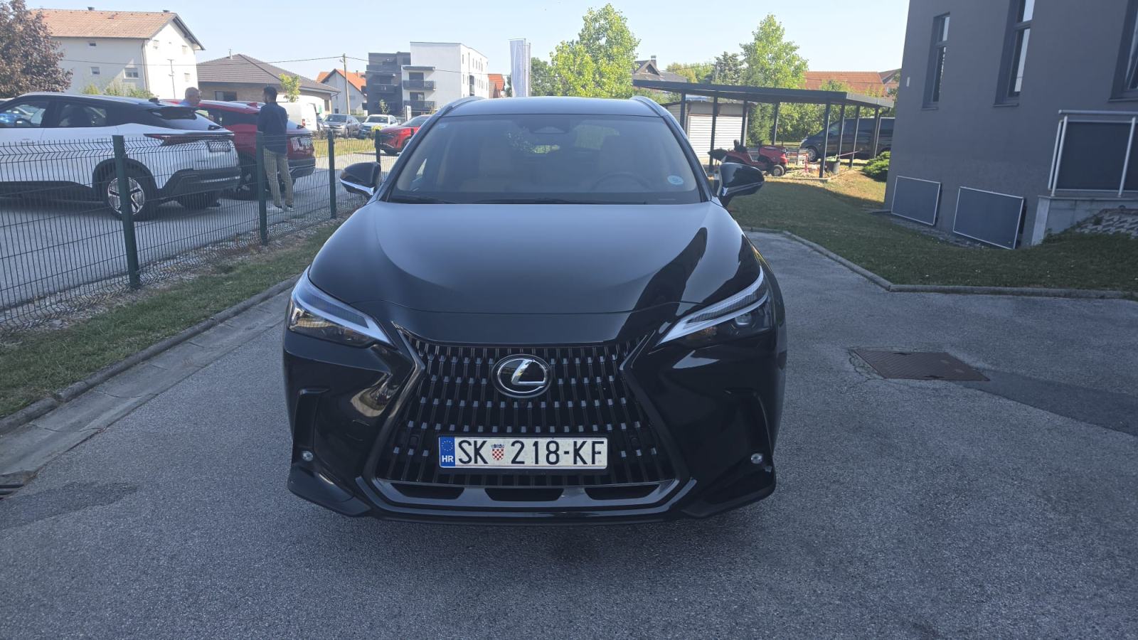 Lexus NX NX 450h + AWD, fotografija 2