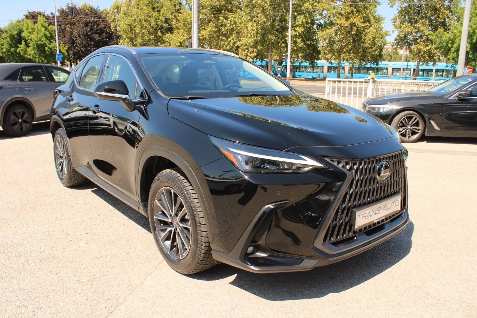 Lexus NX350h AUTOMATIK *LED, NAVIGACIJA, KAMERA*, fotografija 3