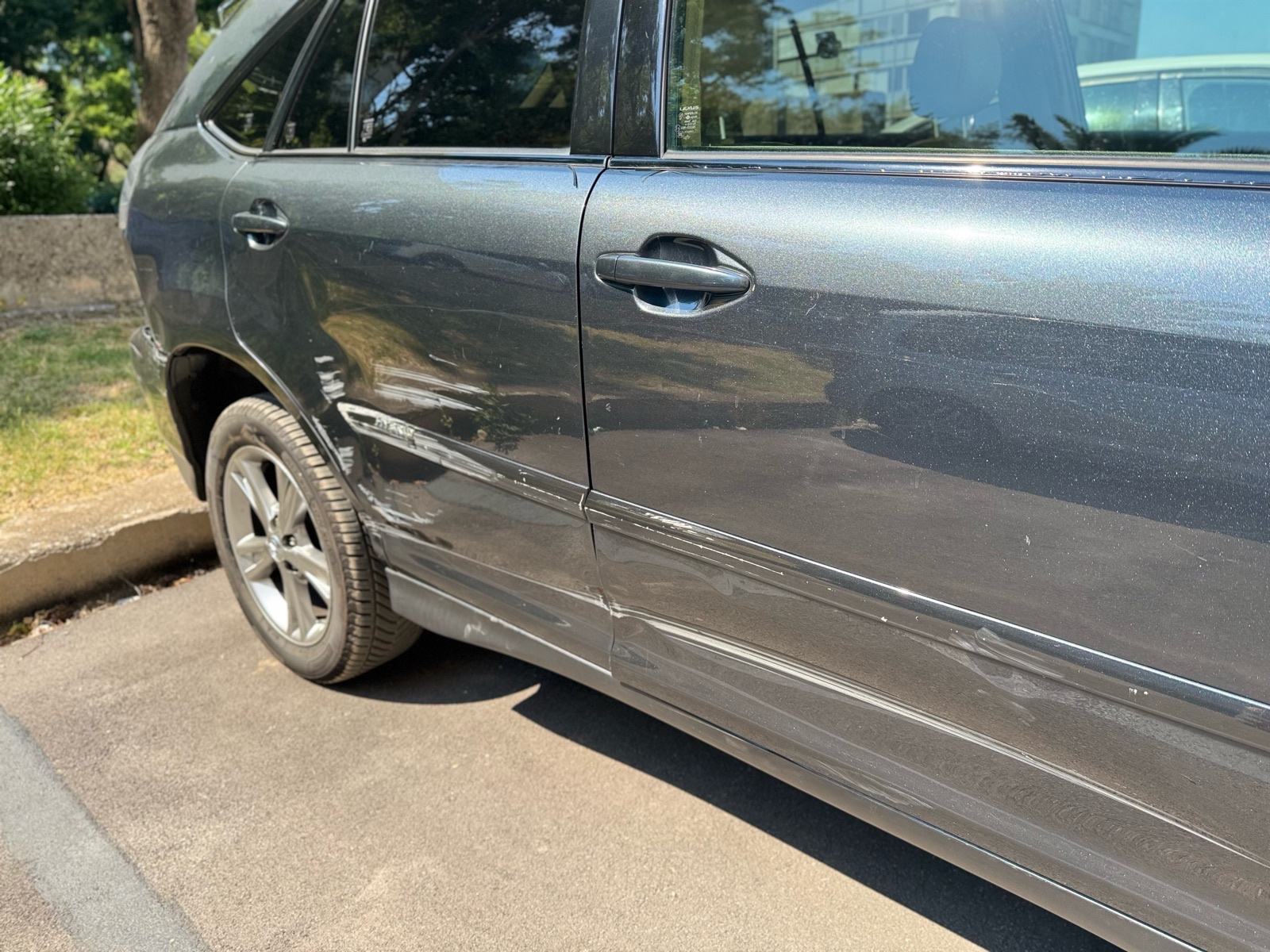 Lexus RX 400h, fotografija 15