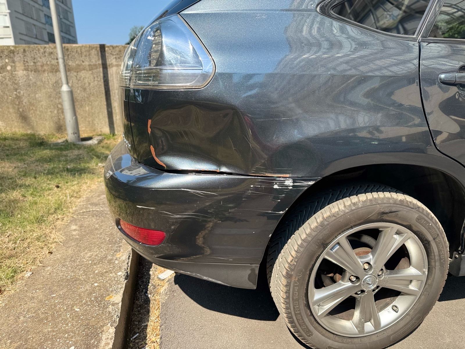 Lexus RX 400h, fotografija 17