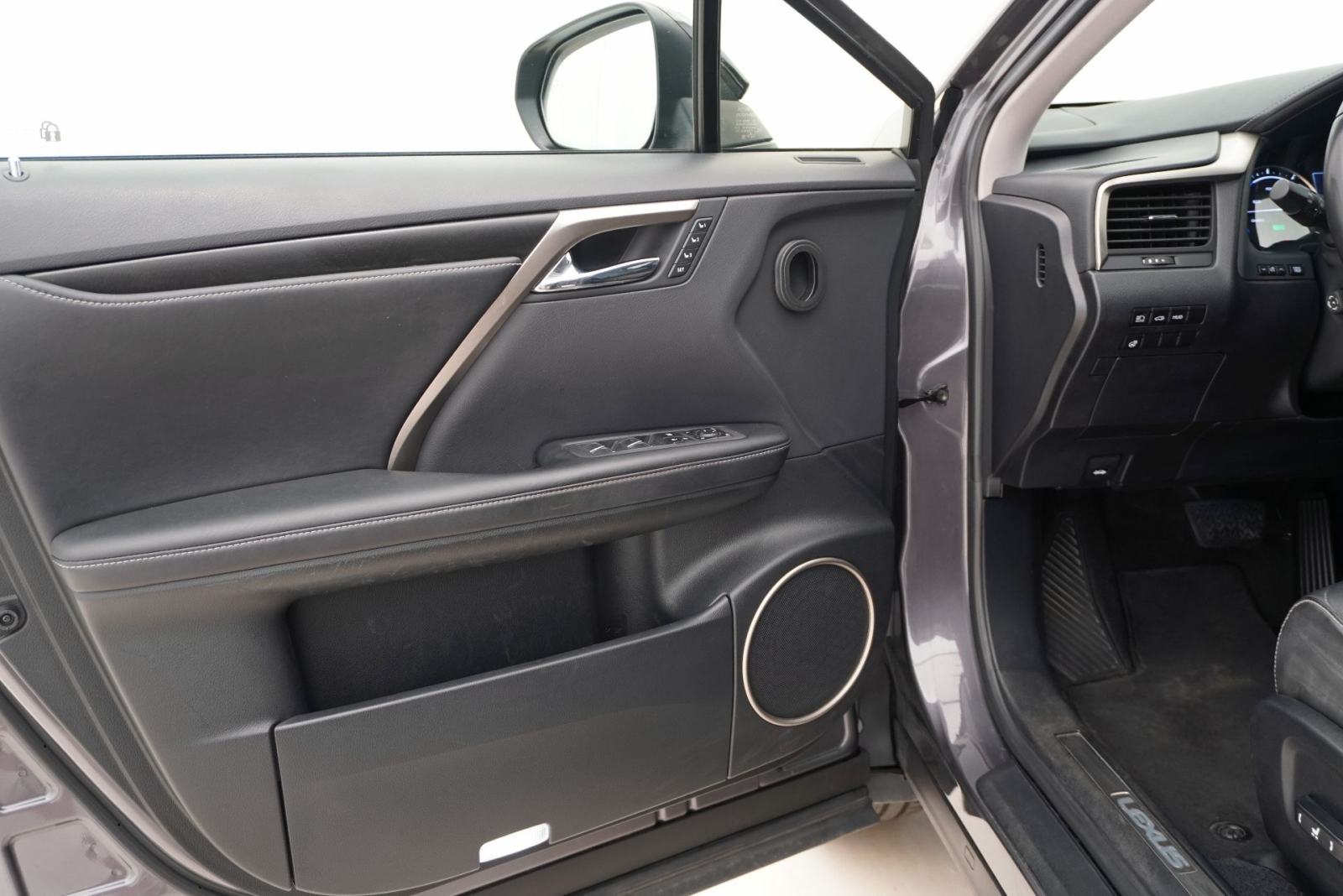 Lexus RX 450h | Cjena uključuje troškove uvoza, fotografija 10