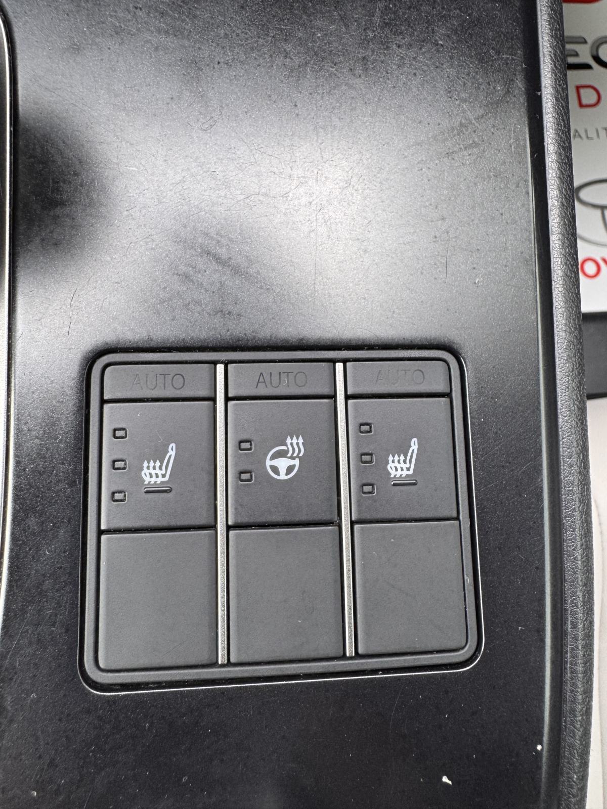 LEXUS UX 250h F SPORT, HR AUTO, 1. VL, SAMO 87.562 KM, 7 GOD JAMSTVO!, fotografija 19