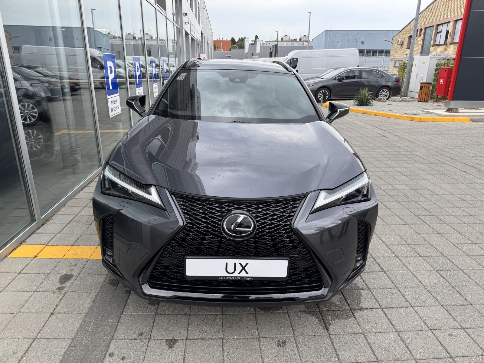 LEXUS UX 250h F SPORT, HR AUTO, 1. VL, SAMO 87.562 KM, 7 GOD JAMSTVO!, fotografija 2