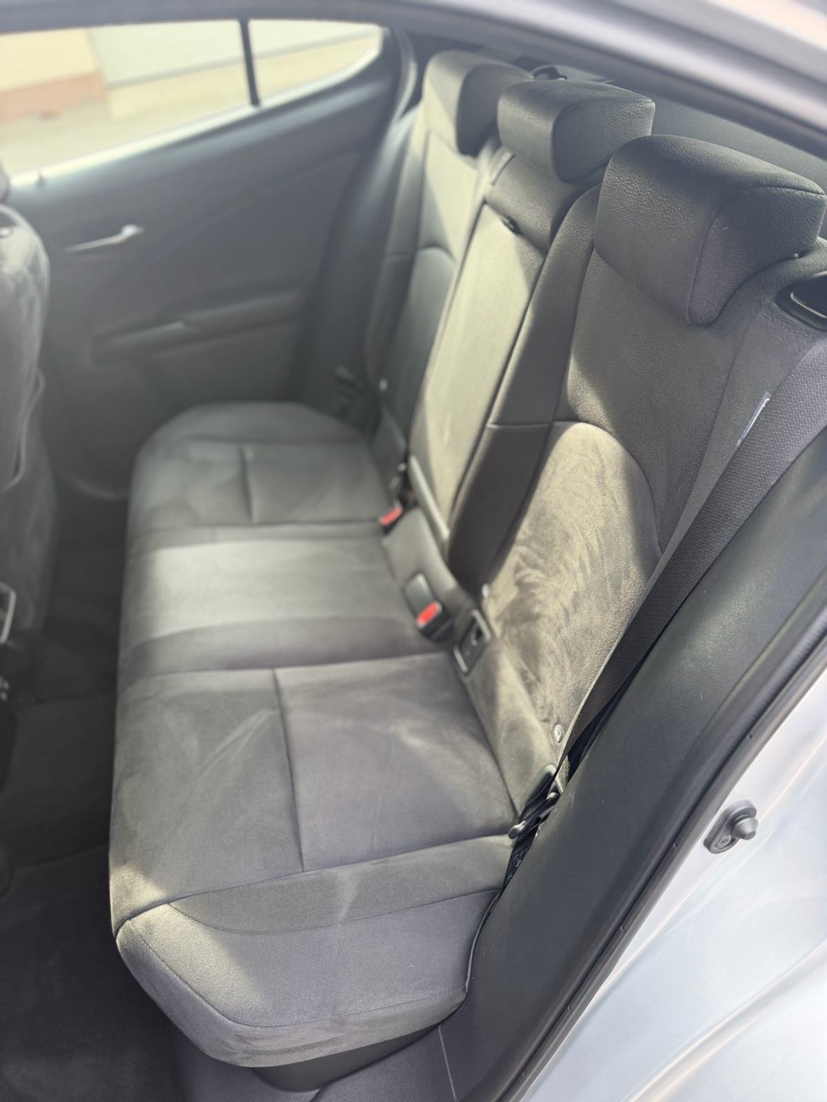 Lexus UX UX 250h automatik, fotografija 12