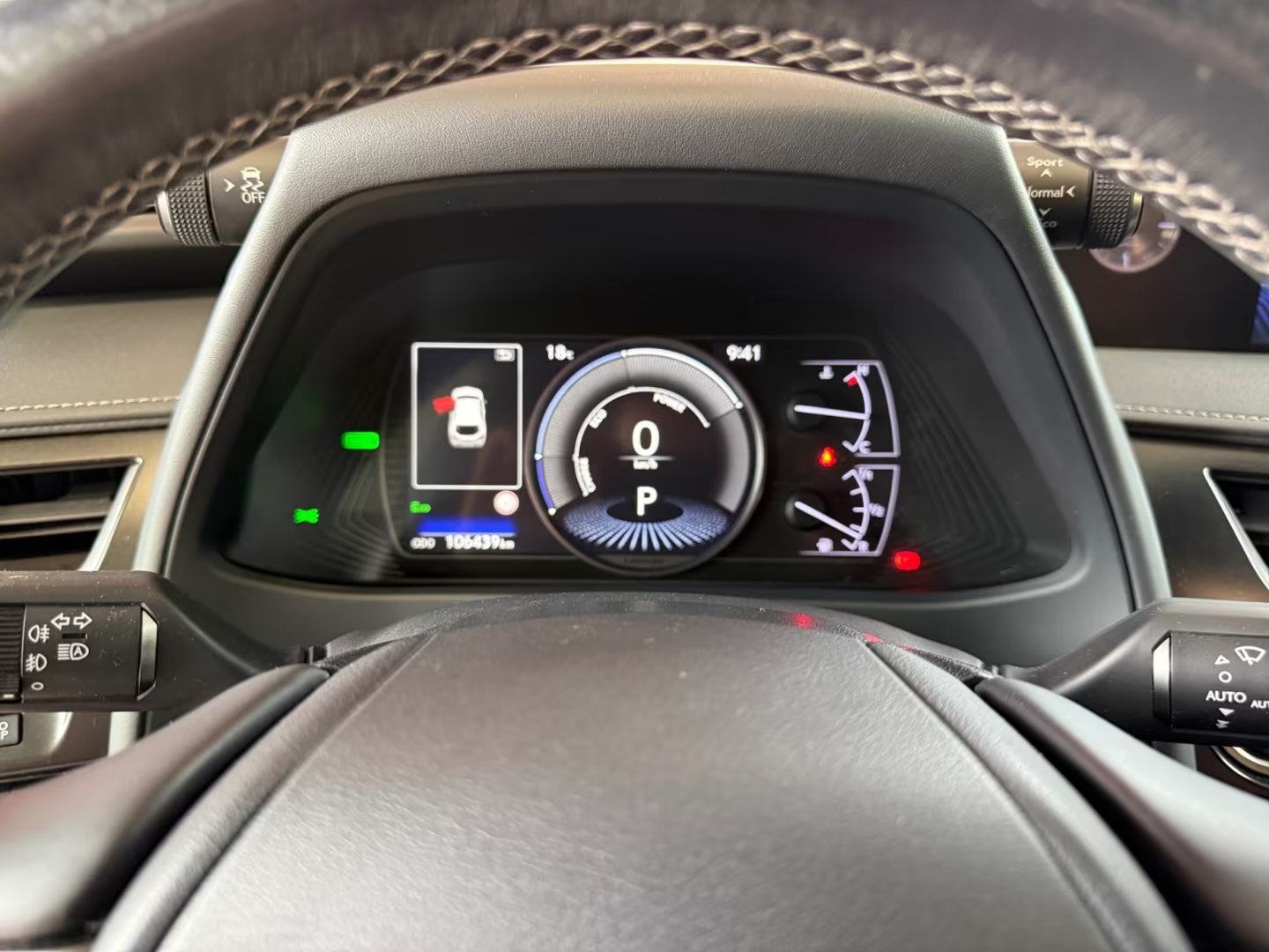 Lexus UX UX 250h LaunchEd. LED navi alcantara gr.sj. PDCx2 kamera, fotografija 12