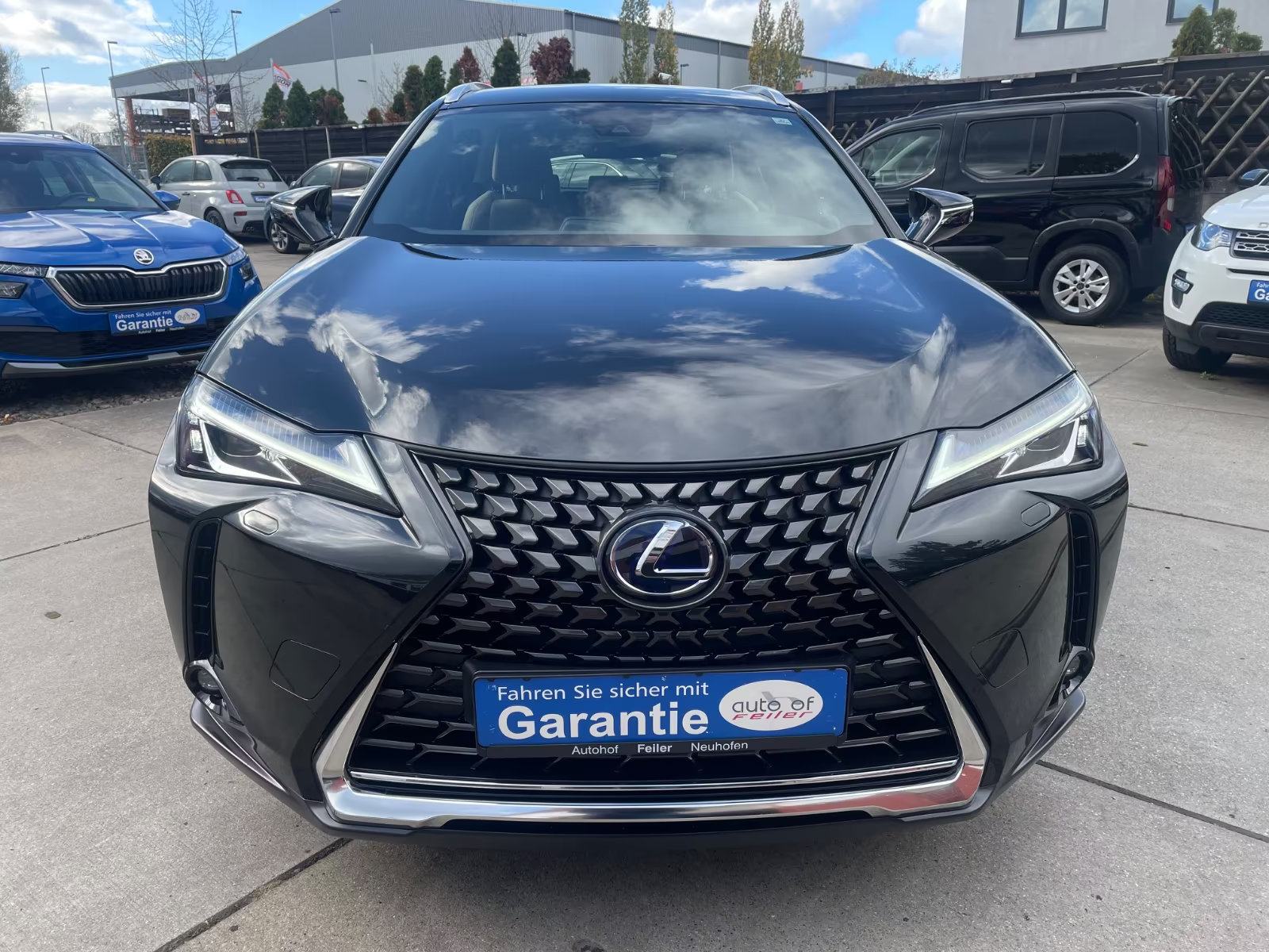 Lexus UX UX 250h LED navi alcantara kamera keyless servisna TOP, fotografija 8