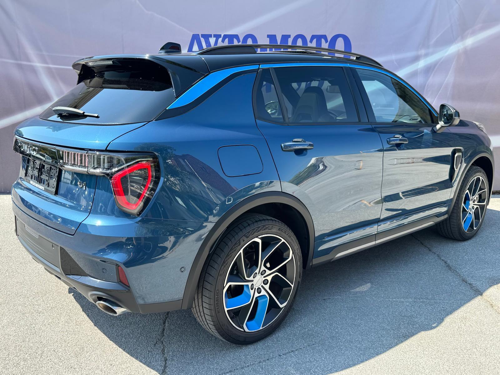 Lynk & Co 01 1.5 TD Plug-In Hibrid ACC-360-KAMERA-PANORAMA-LED-NAVI, fotografija 3