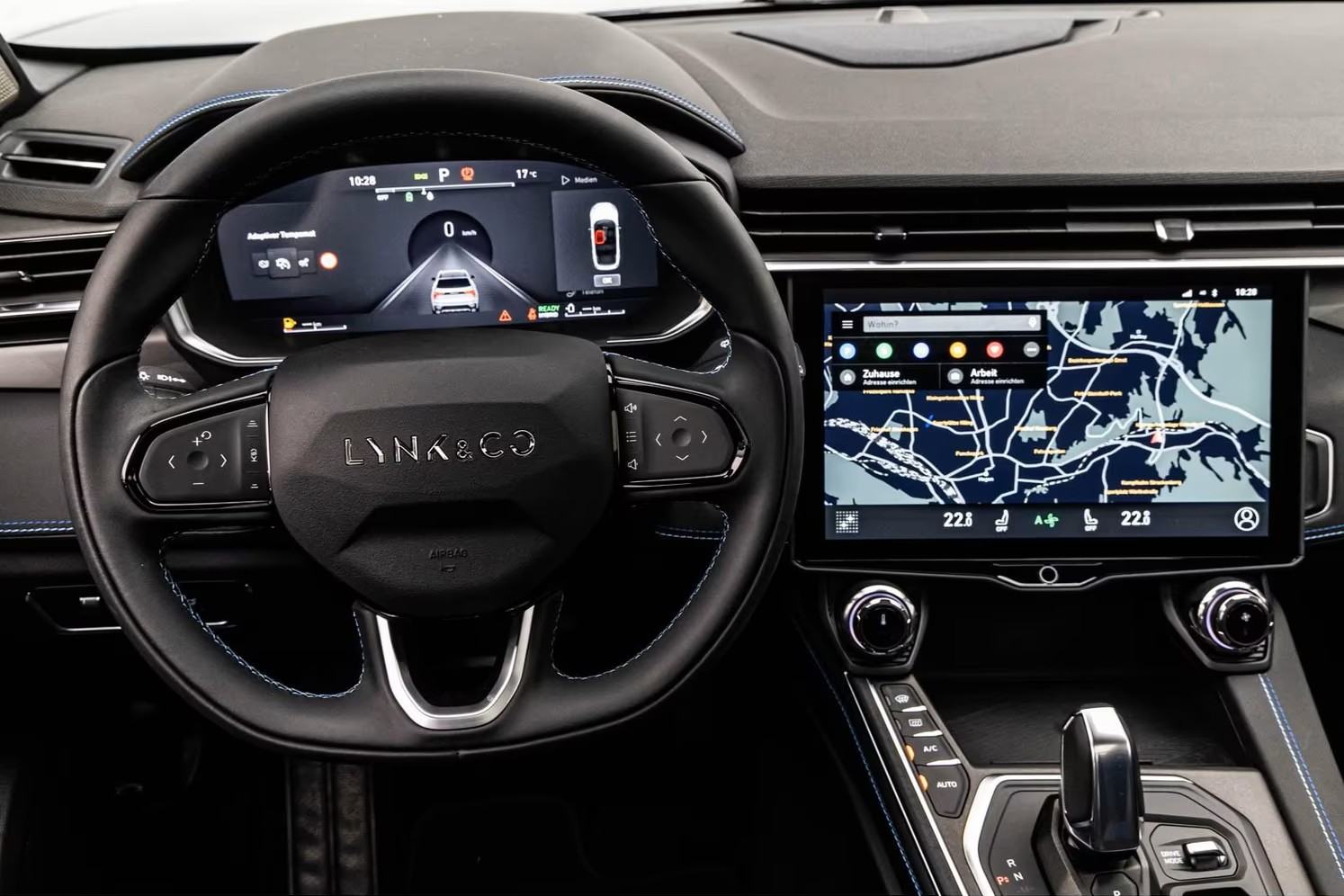 Lynk & Co 01 1.5T PHEV, fotografija 15