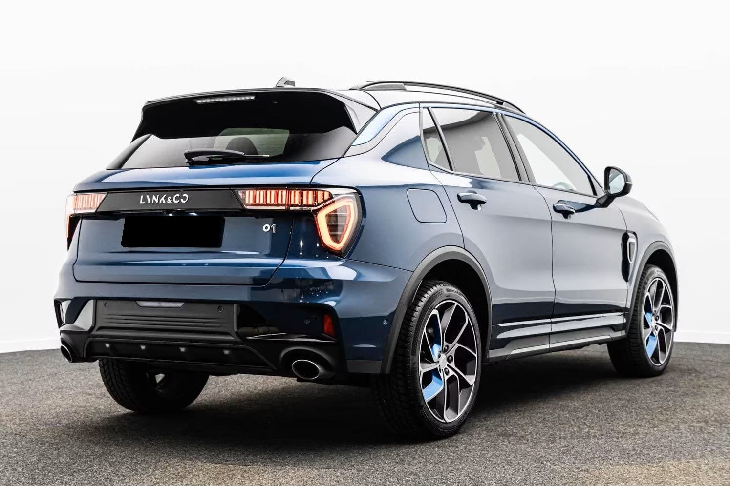 Lynk & Co 01 1.5T PHEV, fotografija 6