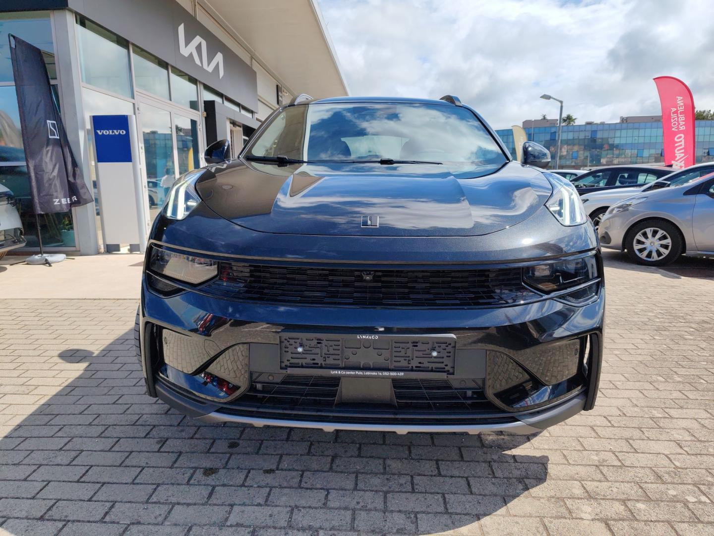 Lynk & Co 01 MORE MY25 NEW 1.5 PHEV A/T 7DCT FWD, PLUG IN HYBRID, fotografija 2