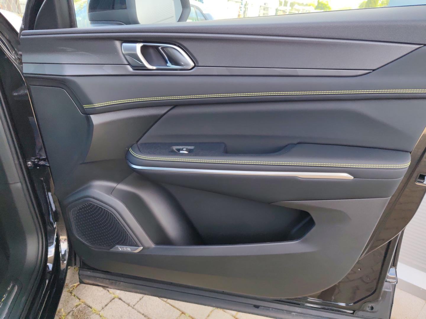 Lynk & Co 01 MORE MY25 NEW 1.5 PHEV A/T 7DCT FWD, PLUG IN HYBRID, fotografija 14