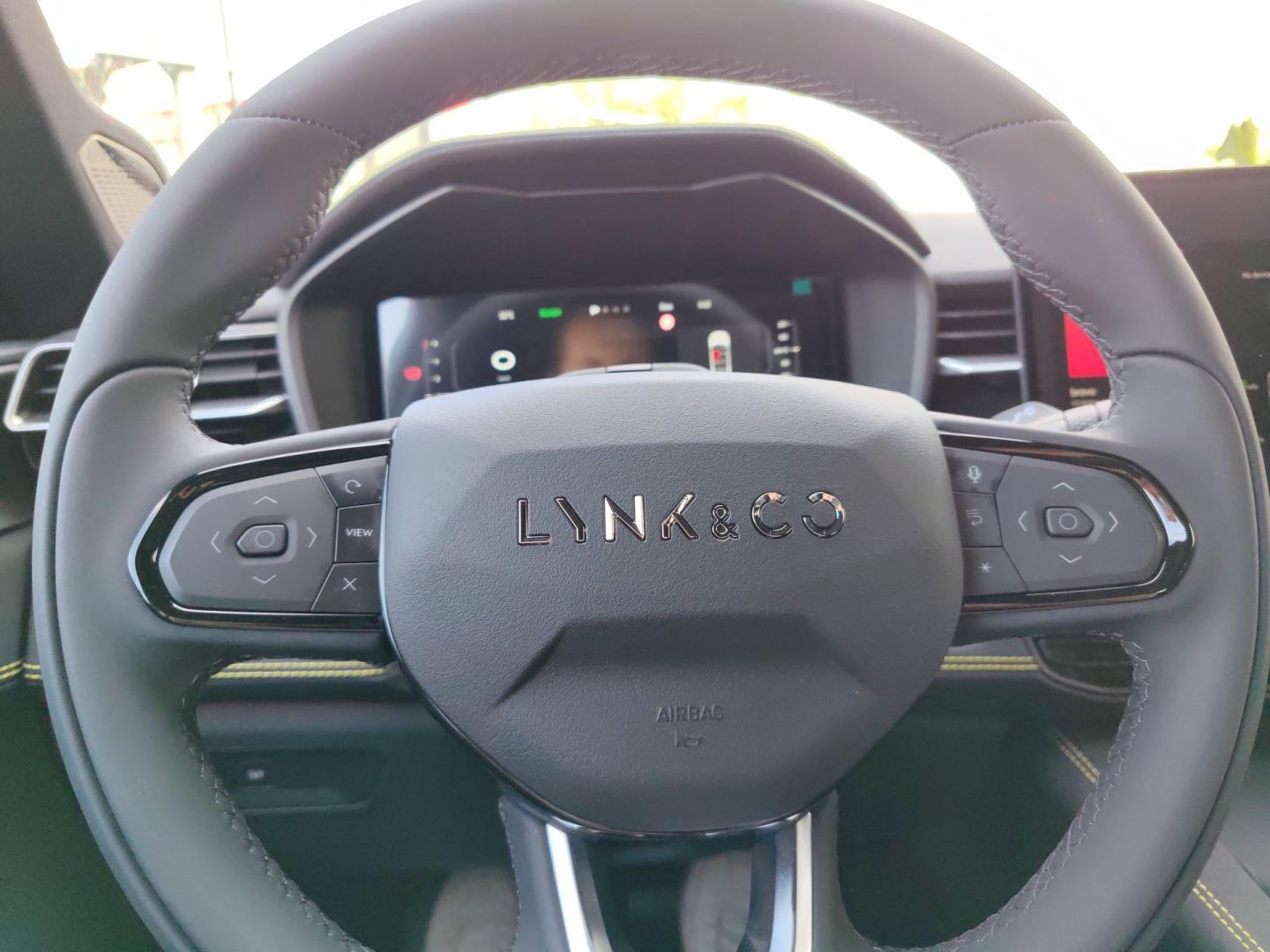 Lynk & Co 01 MORE MY25 NEW 1.5 PHEV A/T 7DCT FWD, PLUG IN HYBRID, fotografija 16
