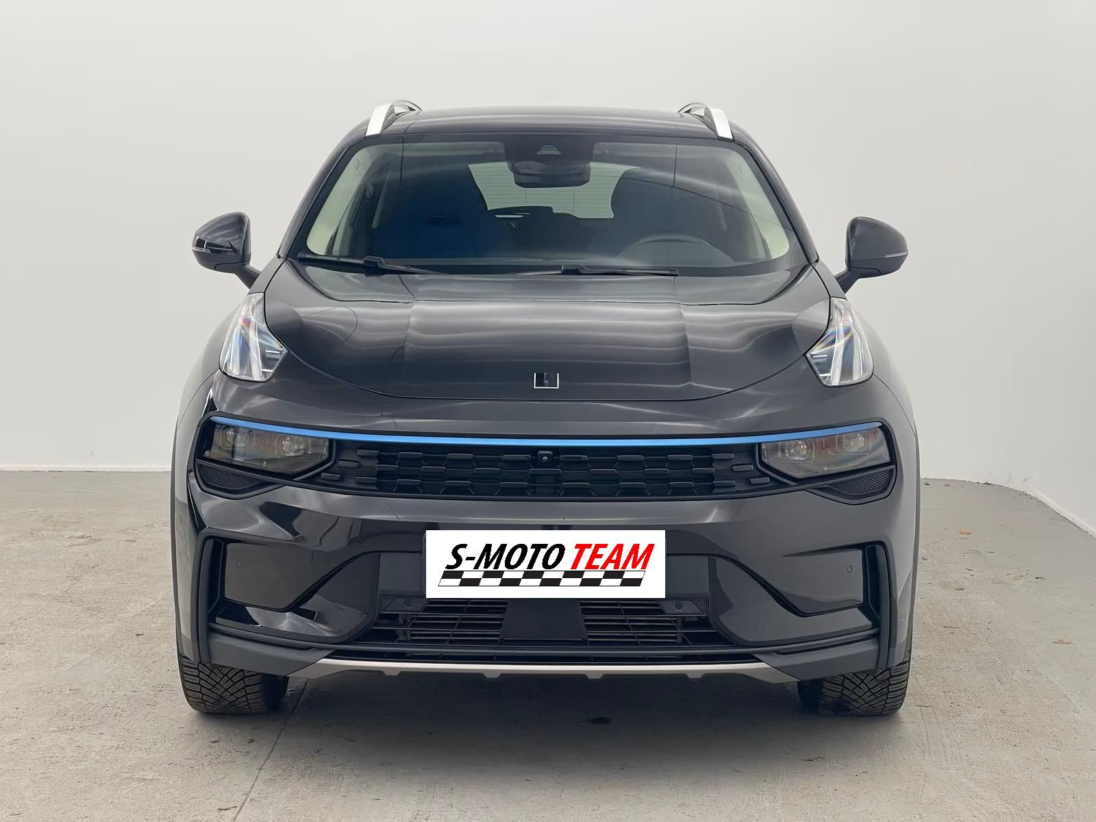 Lynk & Co 01 PHEV automatik, fotografija 4
