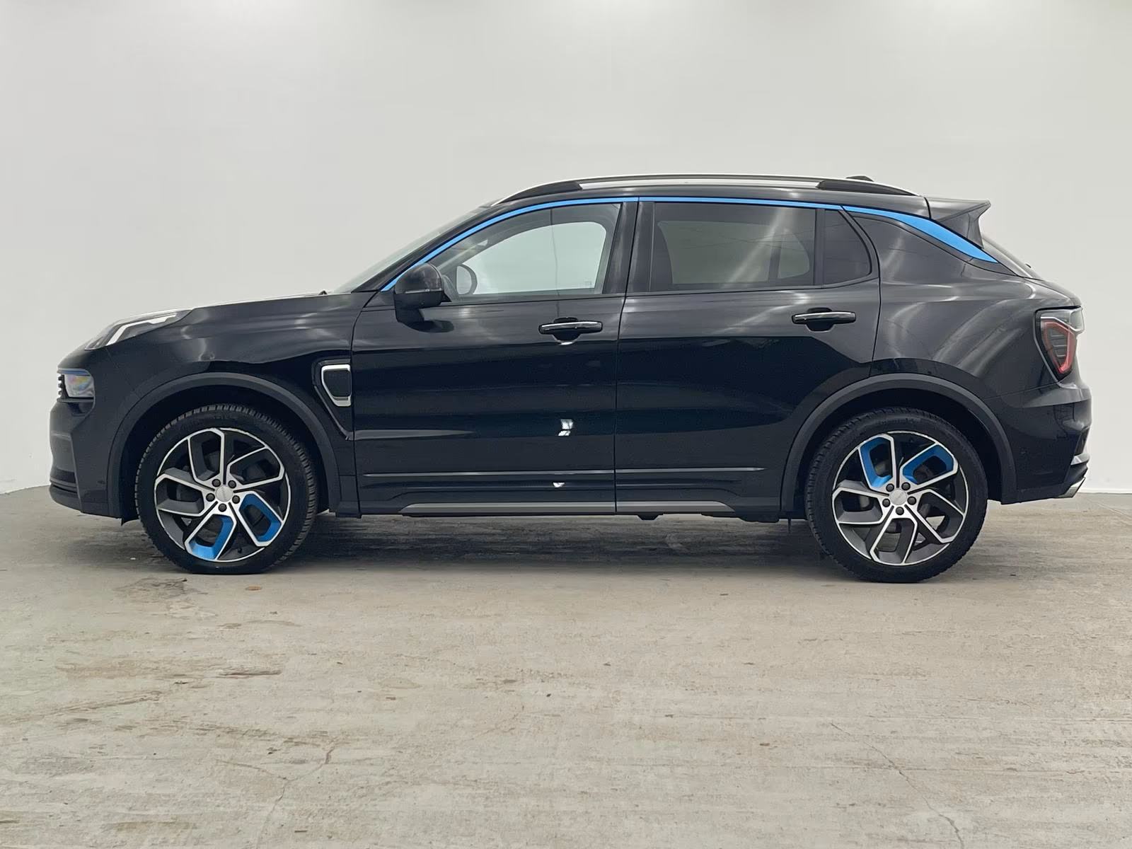 Lynk & Co 01 PHEV automatik, fotografija 6