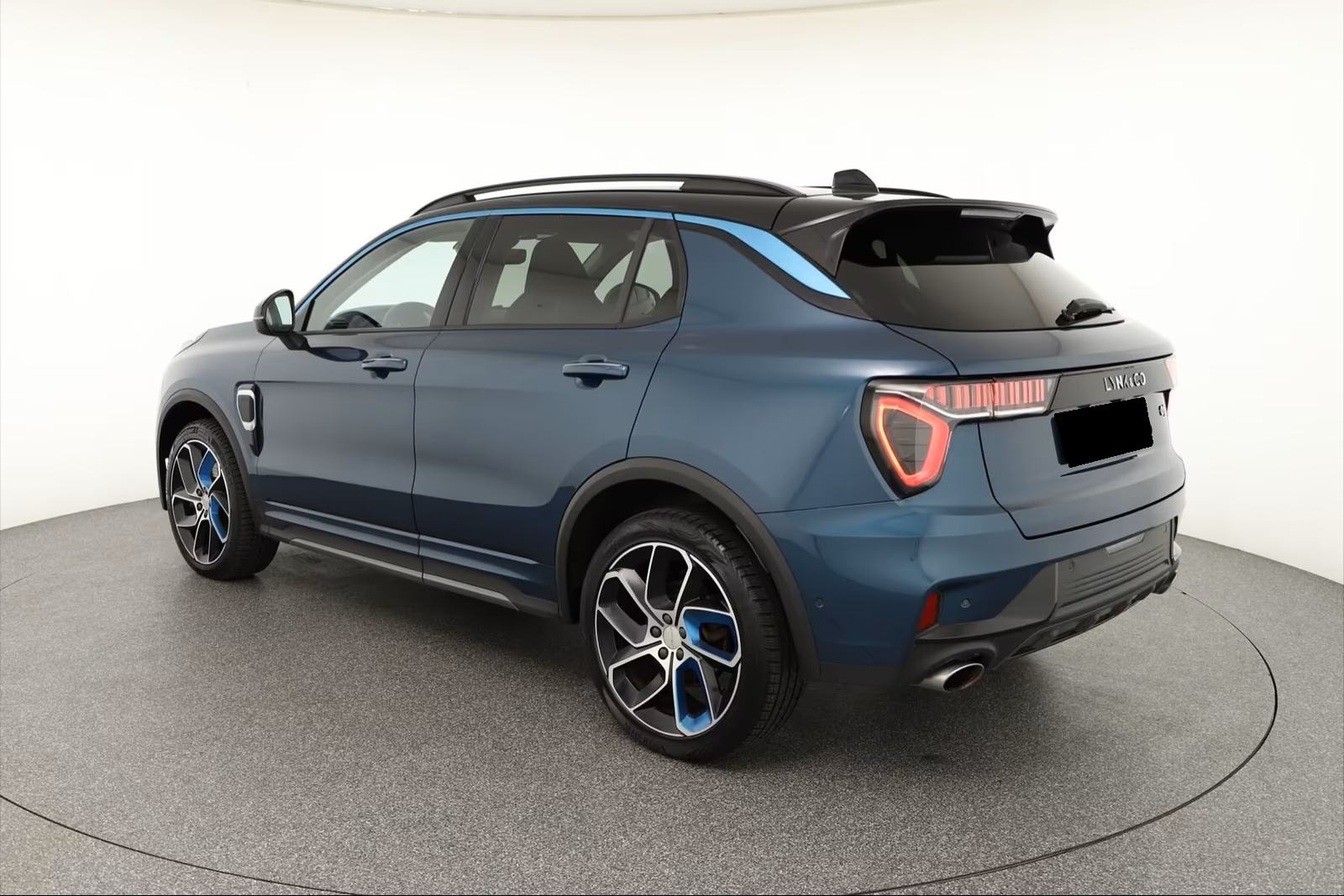 Lynk & Co 01 PHEV automatik, fotografija 5