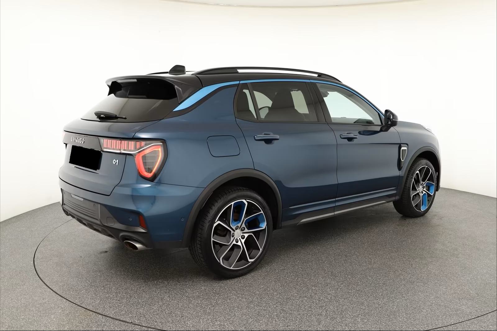 Lynk & Co 01 PHEV automatik, fotografija 6