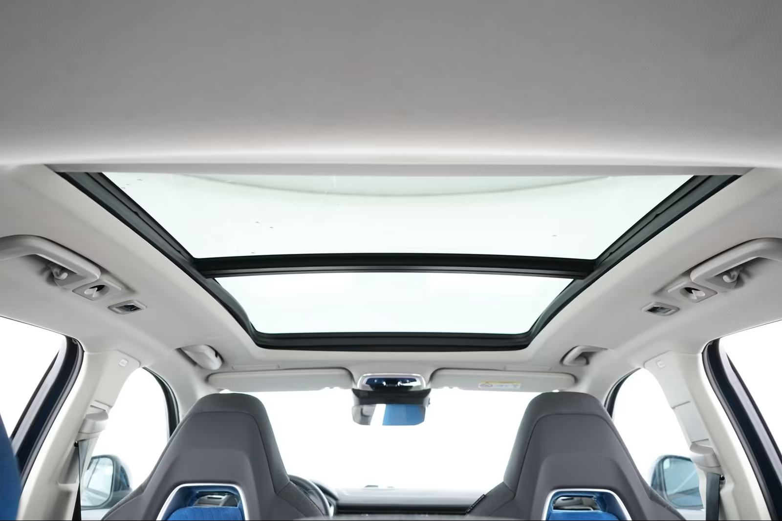 Lynk & Co 01 PHEV automatik, fotografija 16