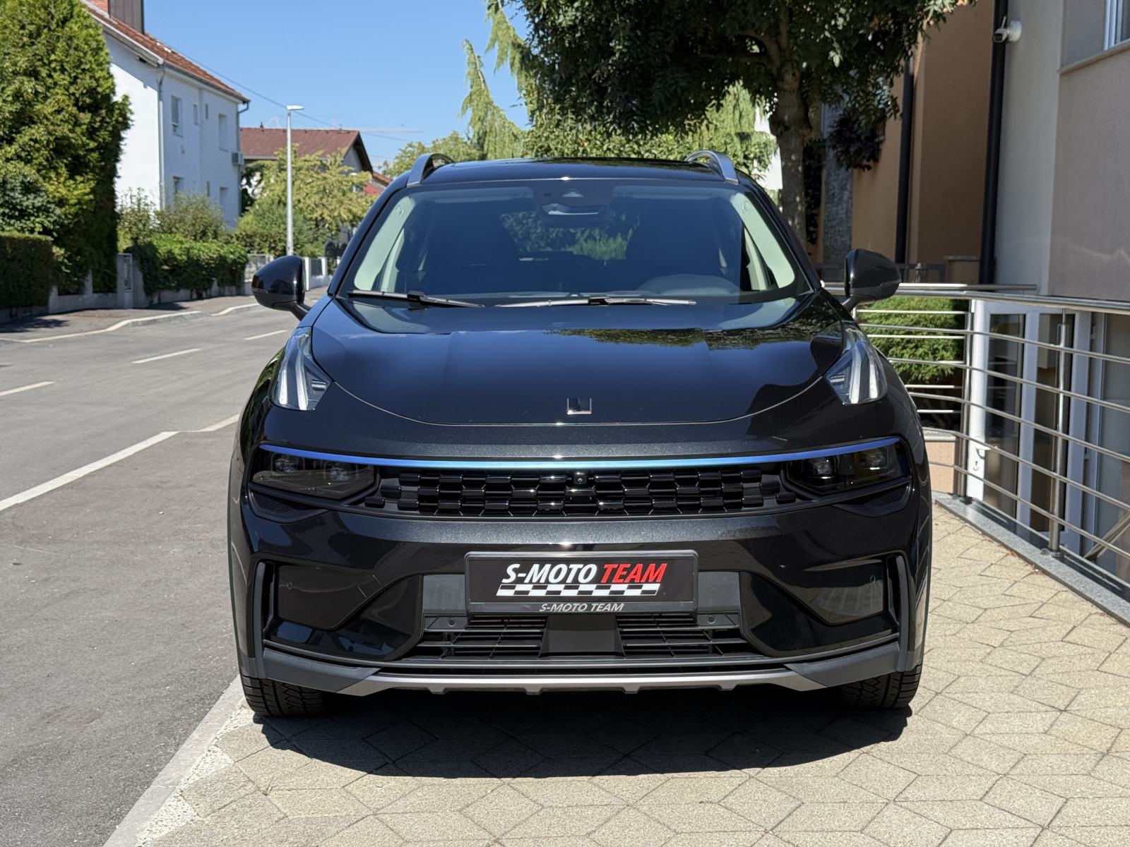 Lynk & Co 01 PHEV, fotografija 3