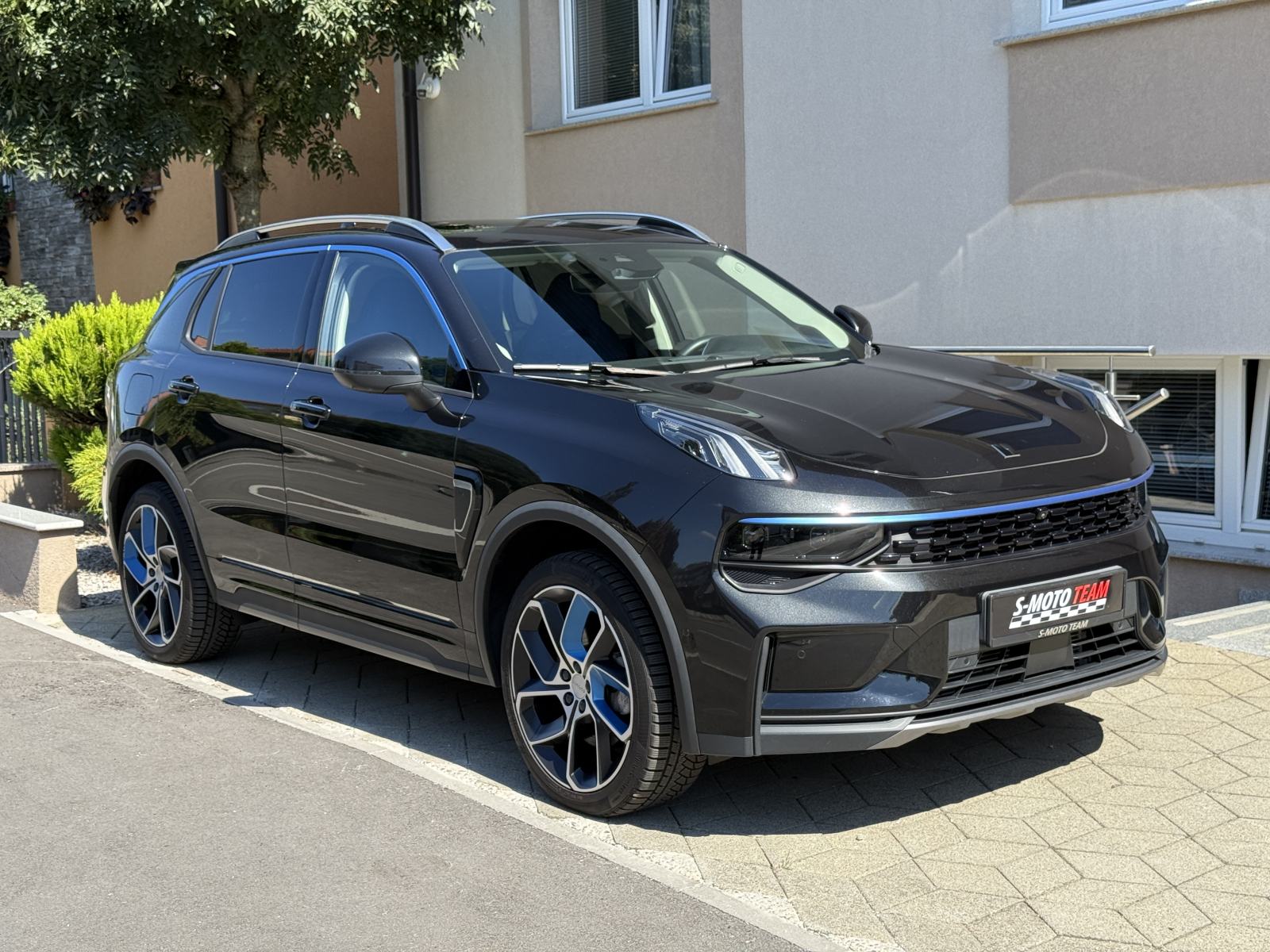 Lynk & Co 01 PHEV, fotografija 4