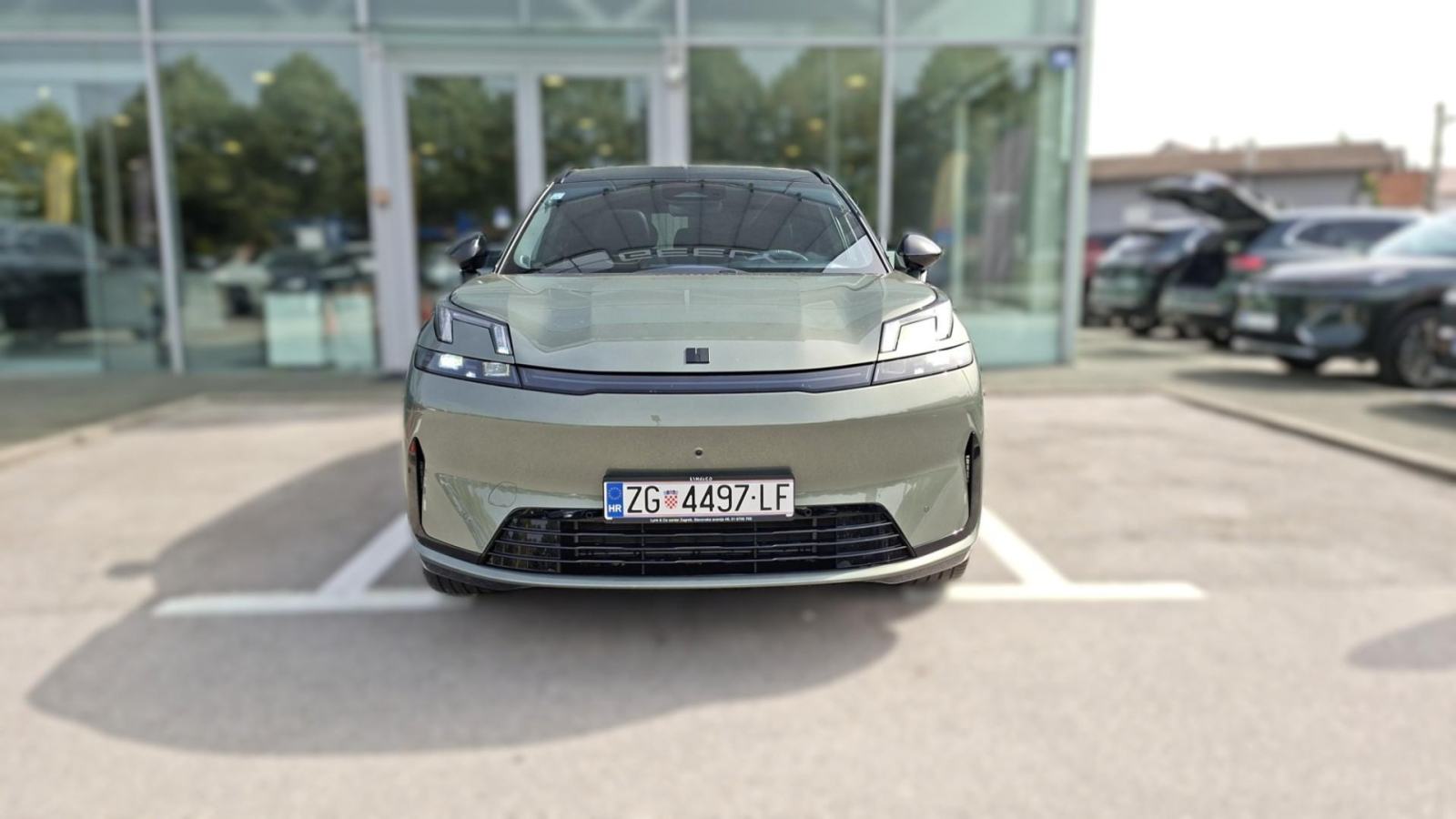 Lynk & Co 08 MORE 39,6KWH PHEV, NAV, KAMERA, BT, TEMPOMAT, JAMSTVO, fotografija 2